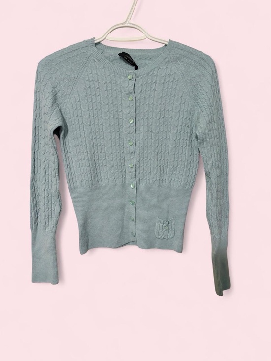 Sweaters - vintage coquette knit cardigan